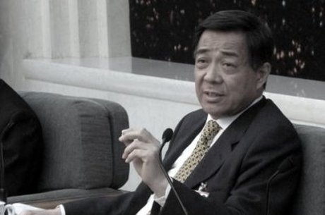 【石濤評述】薄熙來照稿念詞 希求安穩落地