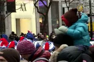 加國蒙城聖誕遊行 天國樂團最大亮點