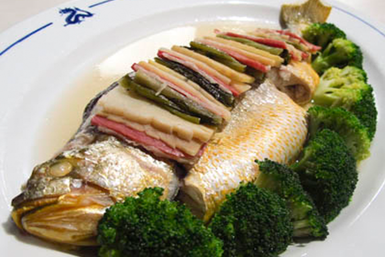 雪菜蒸黃魚
