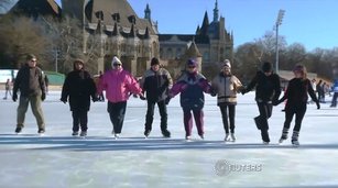 524-1 溜冰不設限 70歲一樣優雅俐落-2