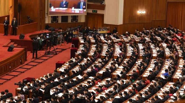 【熱點互動】(1731)兩會看點多 中共內外交困如何解?