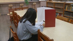 111學年起分科測驗不考國、英、數乙,外界憂心學測「一試定終身」,大學招聯會26日表示,分科測驗擬恢復考數乙,由教育部評估後決定實施時間。示意圖。(圖/新唐人資料影像)