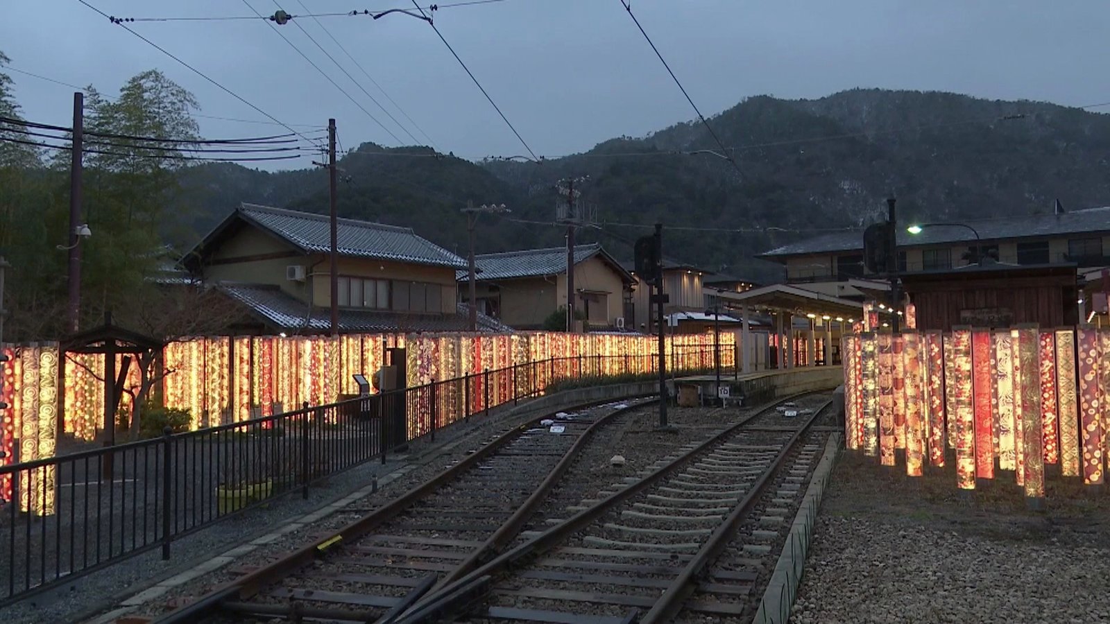 京都嵐山車站夢幻小徑 探訪「和服森林」