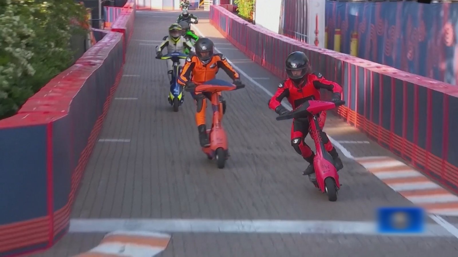 首屆電動滑板車錦標賽 倫敦街頭地追逐