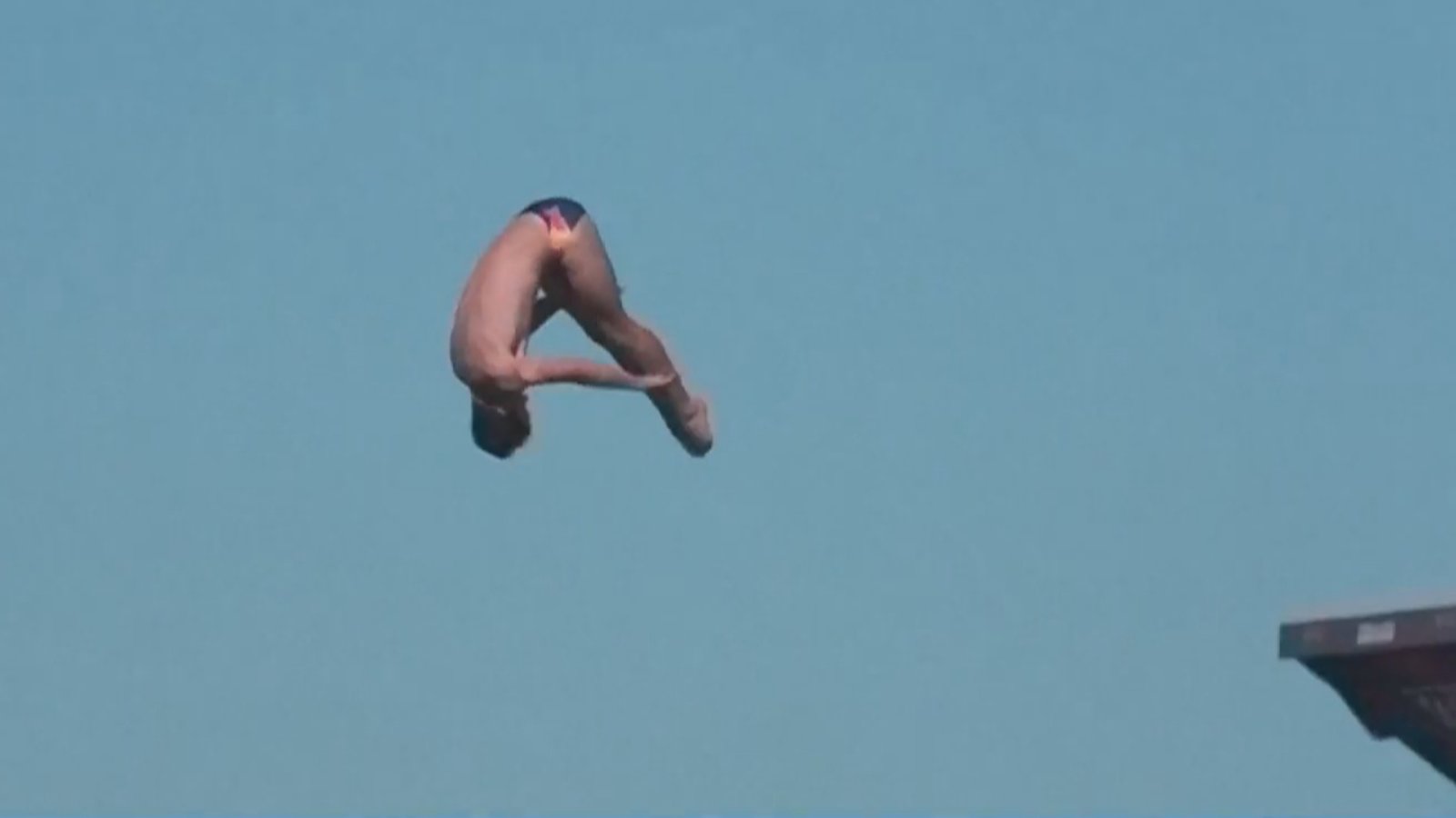 紅牛懸崖跳水 伊夫蘭六連勝 鎖定總冠軍