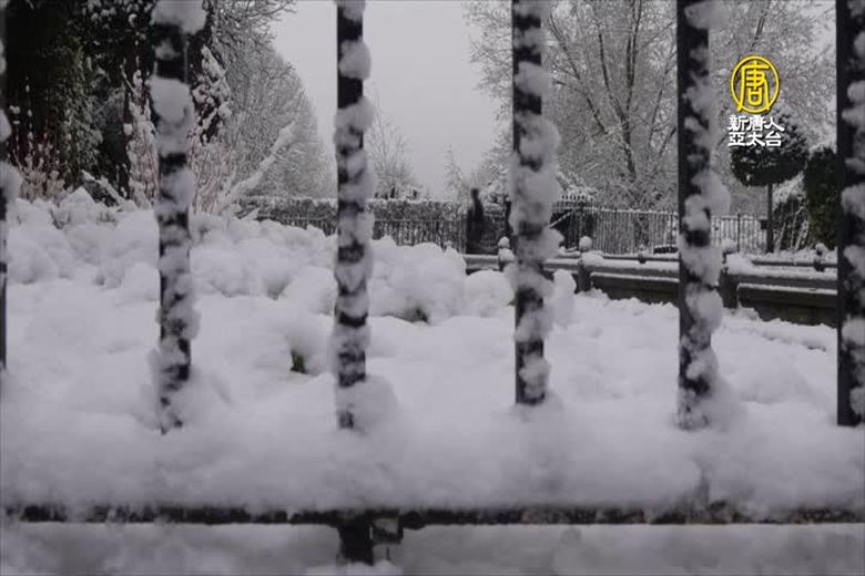 英國大雪交通延誤 民眾自得其樂