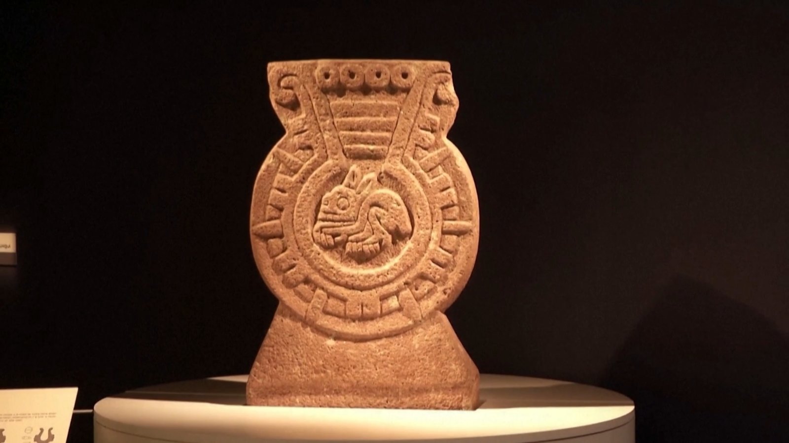 墨西哥紀念考古發現「月亮女神」浮雕45週年