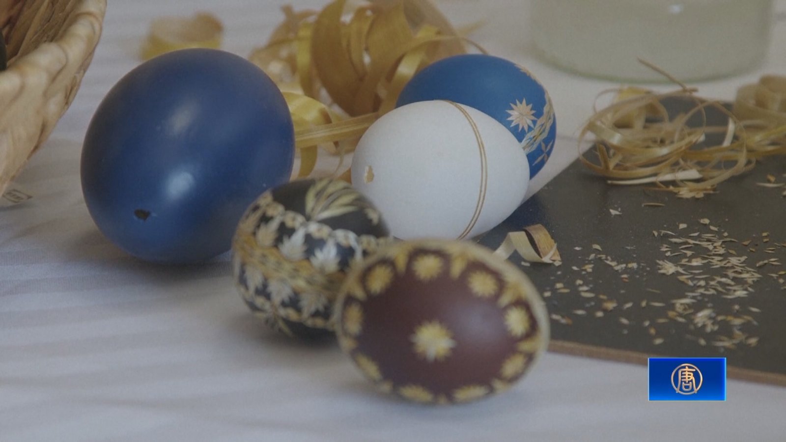 捷克藝術家繪製彩蛋 保留復活節傳統