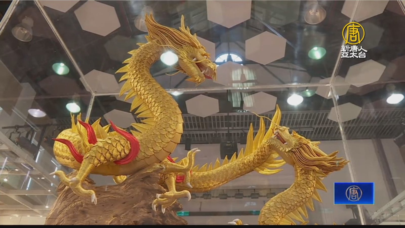 鹿港公會堂修復啟用 四工藝家搶頭香展覽