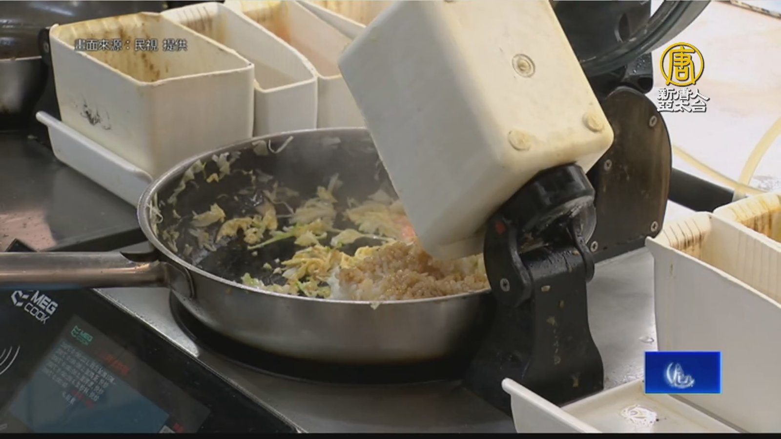 機器炒飯、無人拉麵 學區餐飲業自動化填補人力