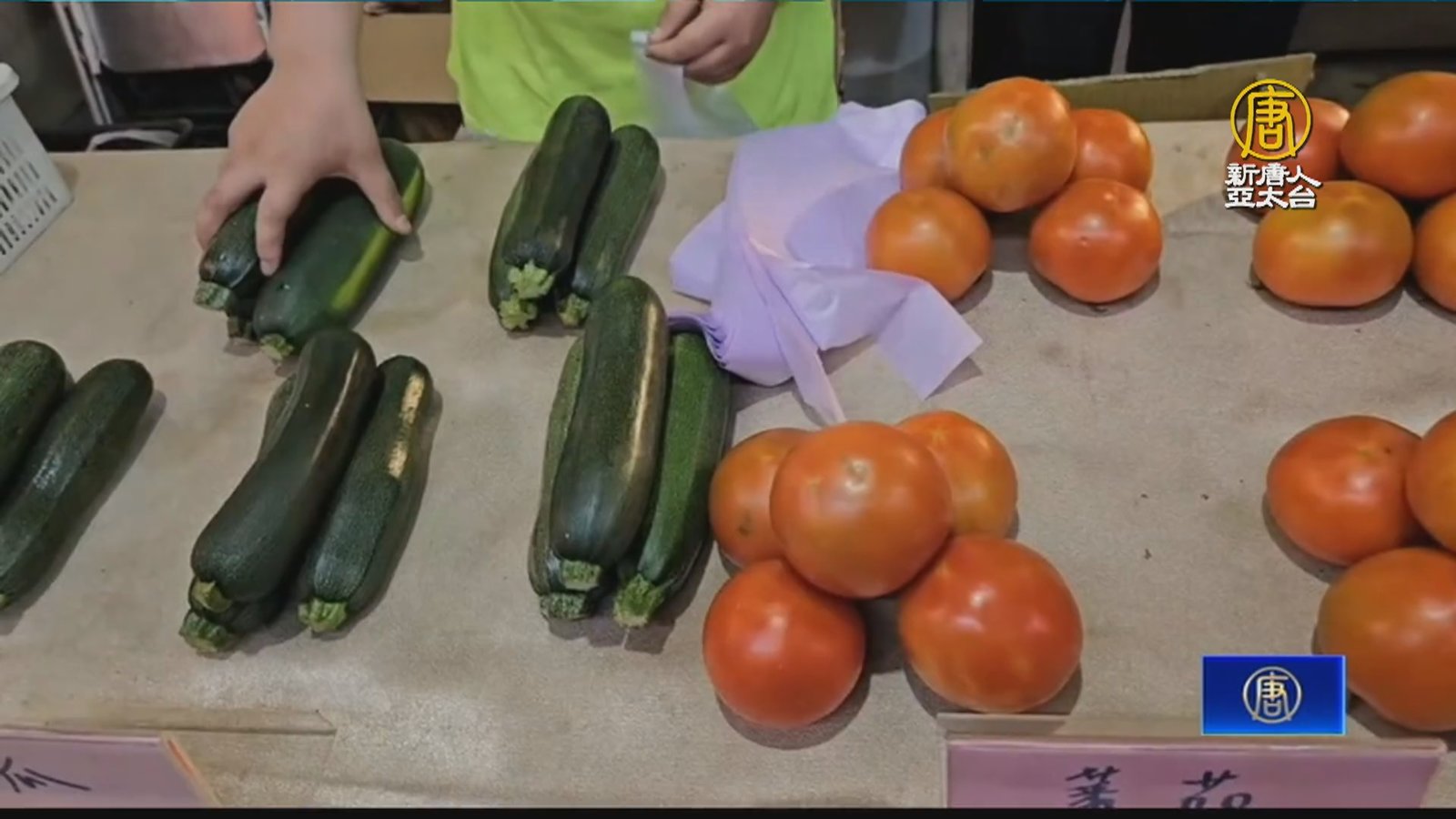 台灣燈會湧人潮 青農市集推台南優質農產