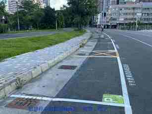 高雄市北區智慧停車服務7月1日起正式上線啟用。(圖/高雄市交通局)