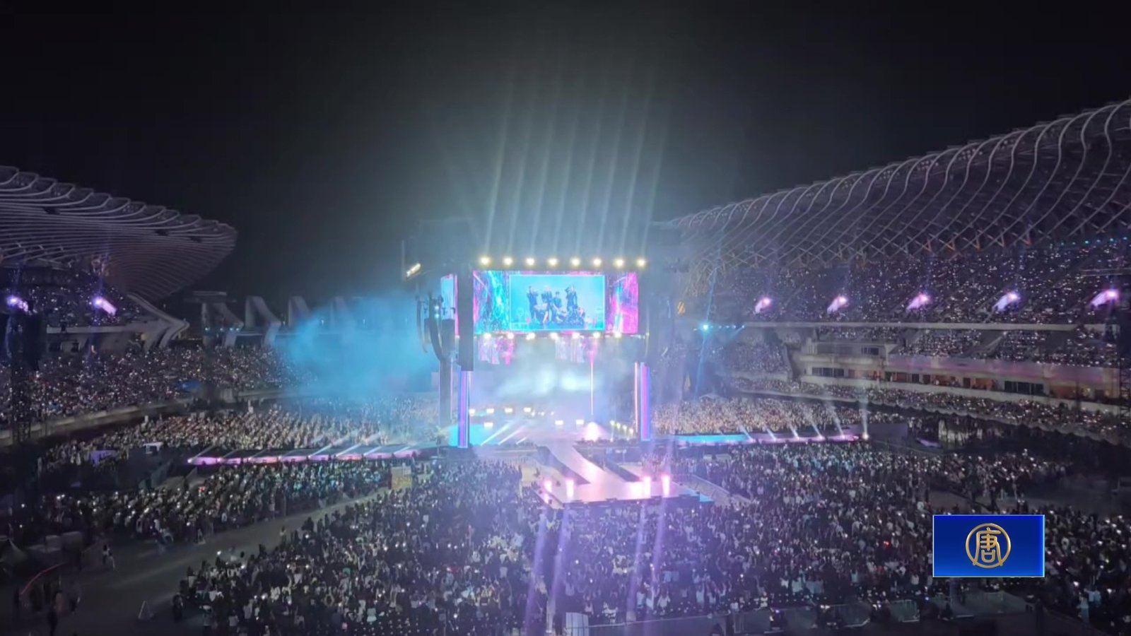 K-pop頒獎典禮登台!AAA高雄登場、金唱片搶進大巨蛋