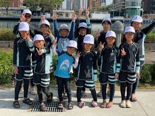 汕尾風帆隊全體隊員努力不懈獲得佳績(汕尾國小提供)