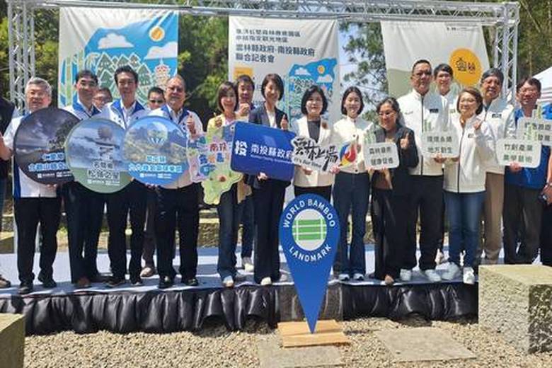近年隨著「雲嶺之丘」及「五元兩角」等景點在網路與社群媒體曝光,吸引大量遊客前往欣賞山景與雲海