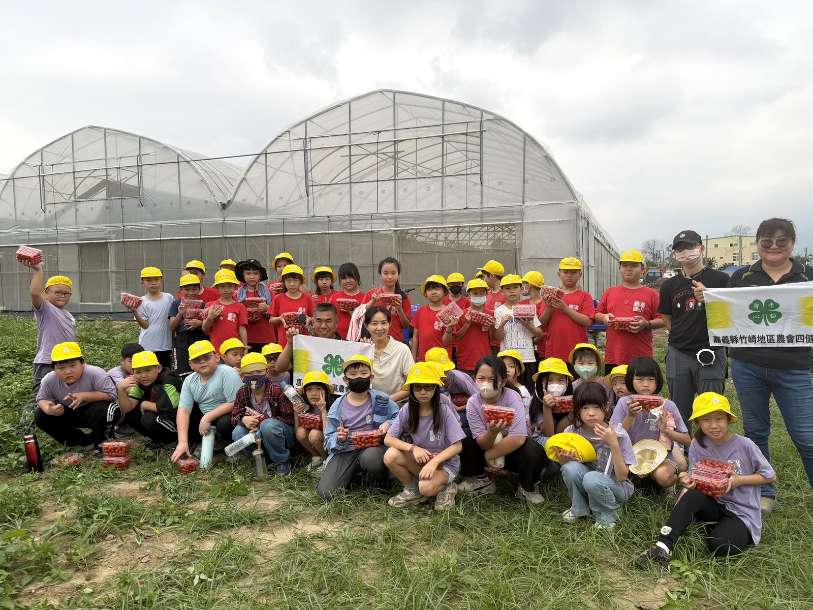 推廣食農教育 竹崎農會攜手青農做公益 (竹崎農會提供)