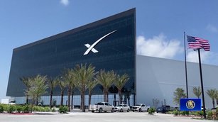 SpaceX週五掛牌 史上最大IPO 富豪卡位「太空願景」