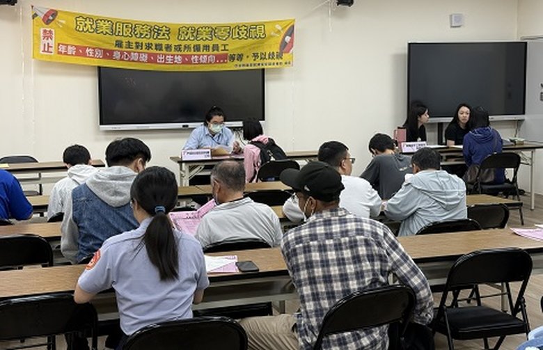 楠梓園區徵才18日登場。(圖為楠梓園區六月份現場徵才活動照)(經濟部產業園區管理局提供)