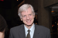 特務干擾神韻 前加國議員斥中共