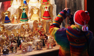 一瞥今年酷炫的聖誕櫥窗秀