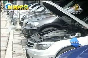 油價可望連3降 後天擬降