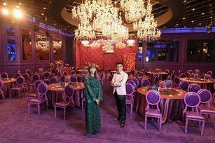 典華與蜷川實花團隊合作，以國際級藝術品來打造絕美宴會空間，挑戰全球最夢幻婚宴廳房稱號。(典華幸福機構提供)