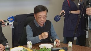 重食安！宣明智推檢測晶片.郭台銘有快篩