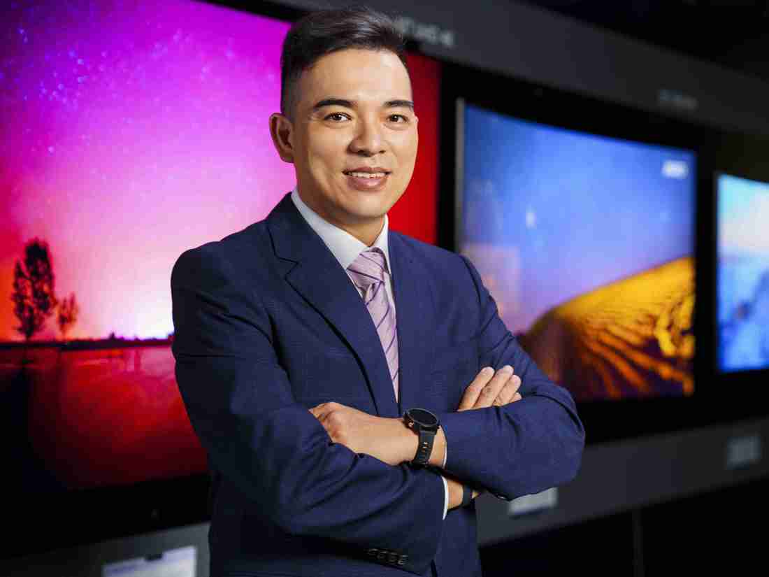 友達高階人事異動 彭双浪卸執行長總座柯富仁兼任3月生效 - 新唐人亞太電視台