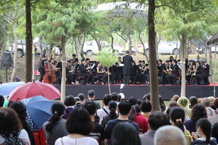 國立台灣交響樂團別開生面的遺址森林音樂會。(嘉義縣政府提供)