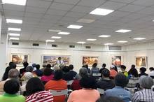 藝術家蔡岳霖表示，第20次個展「彩燈人間」，回到嘉南地區舉辦，對他來說有一份特殊的意義。(協志工商提供)