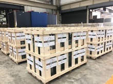 台灣第一批緊急援助印度醫療物資2日起飛，其中包括500支氧氣鋼瓶oxygen cylinder。(圖/中華民國外交部提供)