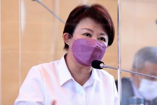 台中捷運藍線環境影響說明書日前通過專案小組初審會議市長盧秀燕（圖） 19日表示，感謝中央通過環評，也拜託行政院儘速核定路線，只要核定市府就可以開工。資料照。（圖／翻攝自盧秀燕臉書）