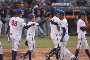 U18世界盃棒球賽在美國佛羅里達舉行，台灣隊預賽5戰全勝，帶著2勝晉級超級循環賽複賽，16日複賽首戰與同樣2勝的美國隊交手，台灣隊陽念希完投7局，僅失2分，率隊以6比2拿下勝利。（圖／中華民國棒球協會提供）