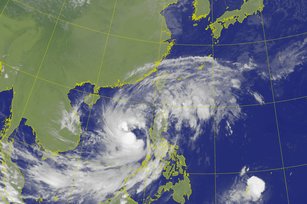 氣象局表示，颱風奈格外圍環流及東北季風共伴效應影響，北部、東北部到11月1日前降雨顯著，未來一週偏濕涼，中南部在後半週則有機會見到陽光。（圖／翻攝自中央氣象局）