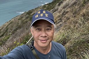 2023年4月19日，台灣旅美的土木工程師邱彥博接受大紀元採訪，分享他閱讀李洪志大師《為甚麼會有人類》一文的感受。（邱彥博提供）