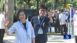 全台最美輕軌「龍貓隧道」 總統蔡英文也來打卡