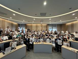 《台灣保鏢》台灣第一本專業保鏢的工具書。作者陳重光特勤、隨扈、保鏢共35年實務經驗好書。（圖／陳進國）