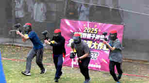 漆彈大作戰校園暨親子神槍手 齊聚社教館同歡。(圖／葉子棻)