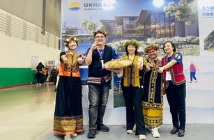 臺東「爺奶咖啡車」飄香台北，揭示高齡友善新典範。(台東縣政府提供)