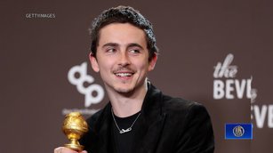 「甜茶」奪金球獎最年輕影帝 韓團LISA現身頒獎