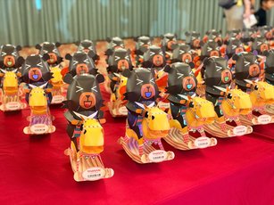 2026台灣燈會，將在3月3日至3月15日在嘉義縣舉行，期間將限量發放造型超萌小提燈「喔熊馬抵嘉」，發完為止。（嘉義縣政府提供）