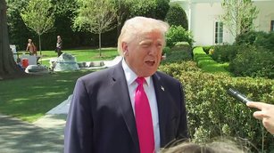 川普指伊朗同意交出核塵埃 核協議露曙光？