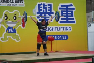 全中運舉重首日火力全開 （嘉義縣政府提供）